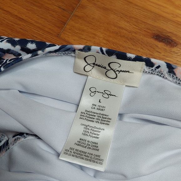 Jessica Simpson Geometric Black White Blue Pink Bikini Swim Bottom Large NWOT - Picture 3 of 6